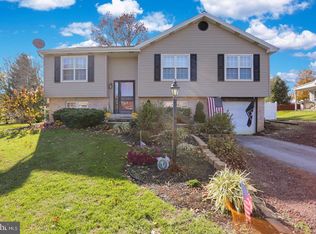 109 Harvest Ln, Reading, PA 19606