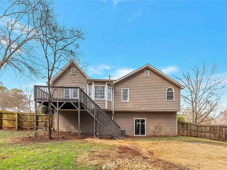 56 Brentwood Dr — Photo 24