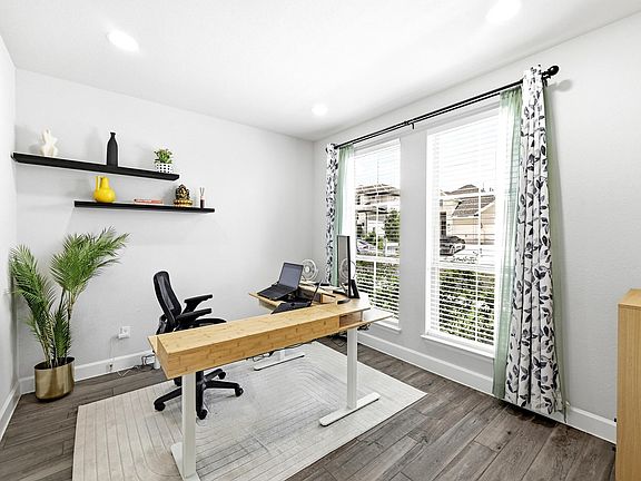 5th image of 200 Ashmore Ln