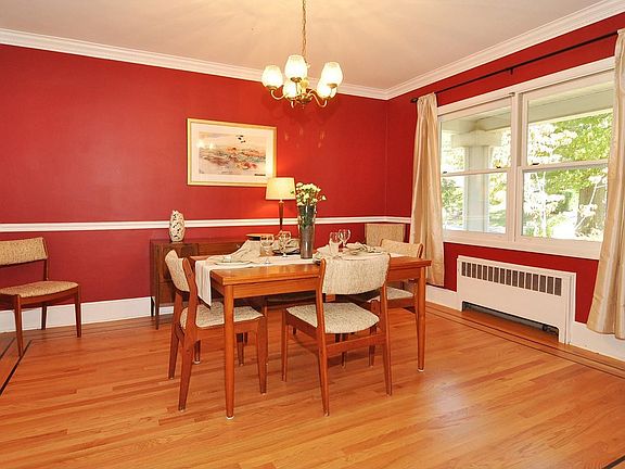 Formal dining room