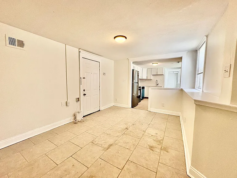 Vanderbilt Place — Photo 10