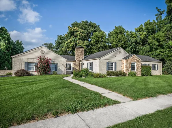 130 Hillcrest Ave, Collinsville, IL 62234