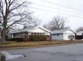 247 N Main St, Rochester, NH 03867