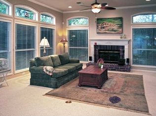 8510 Fairway Bend Dr, Boerne, TX 78015