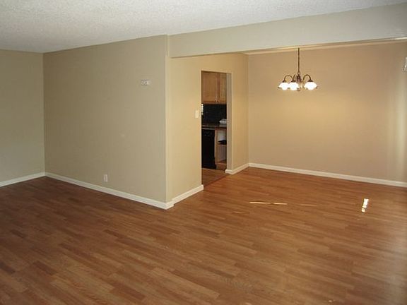 2nd image of 2162 S San Antonio Ave