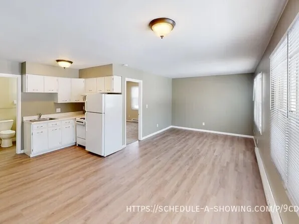 404 E Park St #3, Marquette, MI 49855