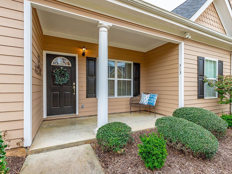 1st image of 313 Callaway Ct #313