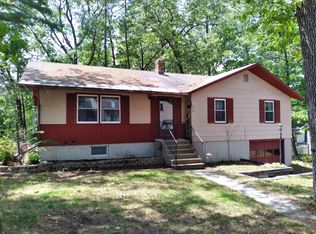2 Glenwood St, Sanford, ME 04073