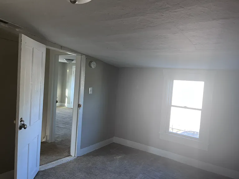 403 Delaware Ave — Photo 19