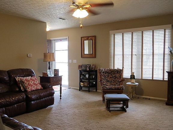 4th image of 6160 Early Light Dr #42