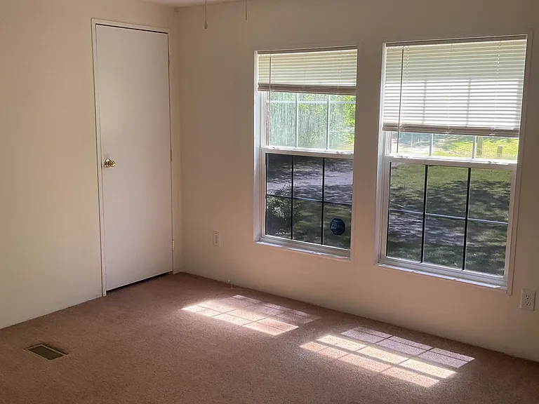 162 Ranchland Dr — Photo 12