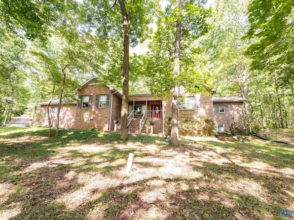37 Fieldstone Pl, Somerville, AL 35670