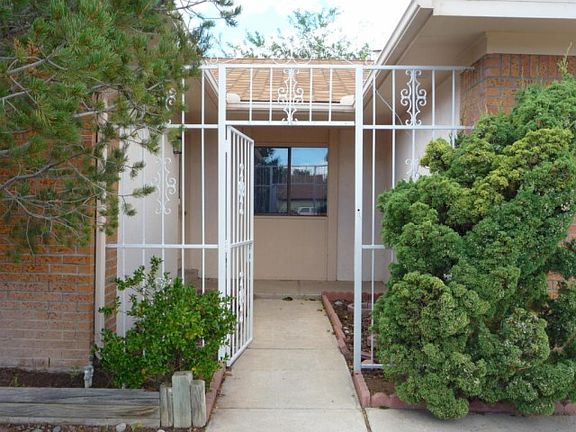 2nd image of 5313 Hayes Dr NW