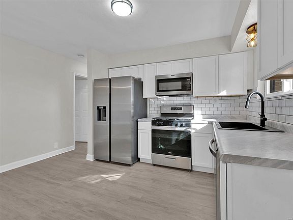 5th image of 8008 Milan Ave