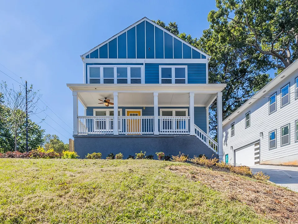209 Clay St SE