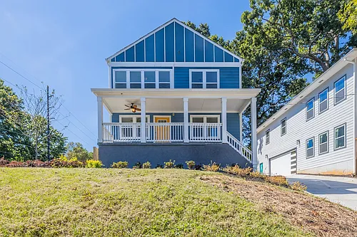 209 Clay St SE Photo 1