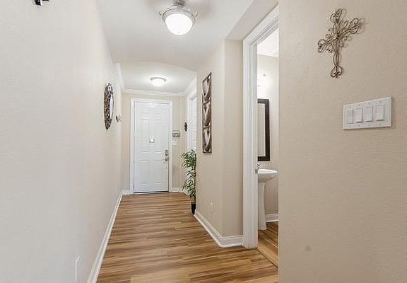 2nd image of 1911 Thunder Ridge Way