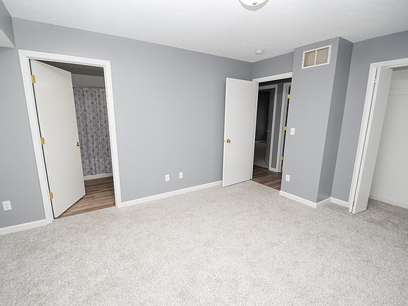 5th image of 3212 Green St