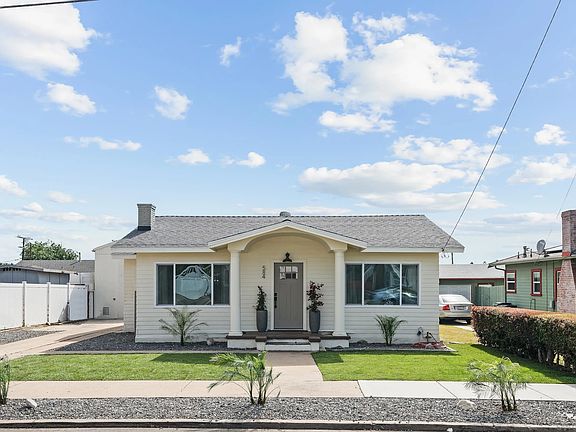 5th image of 584 Twin Oaks Ave