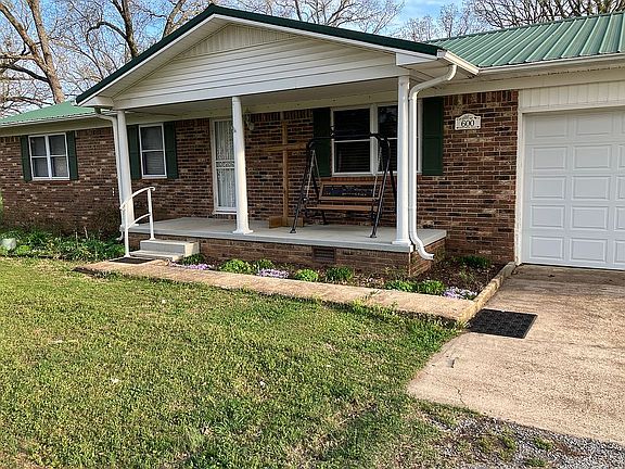 2nd image of 600 Reed Wade Rd
