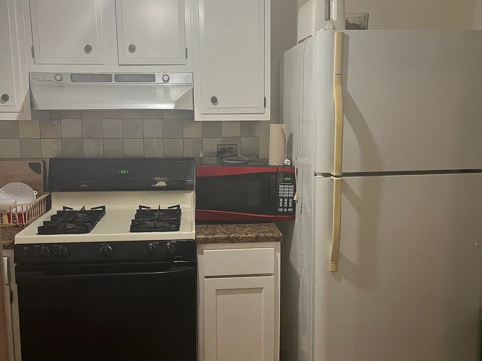 2 bed, 1.5 bath, 1360 sqft, $800 — Photo 4