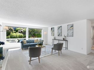 500 Elm Way APT 39, Edmonds, WA 98020