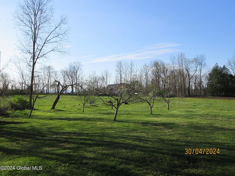 5th image of 490 Geer Road