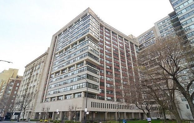 1st image of 3410 N Lake Shore Dr APT 3G