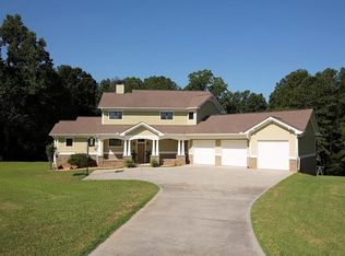 107 Wills Ct, Canton, GA 30115