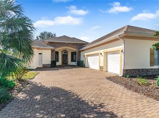 5400 Emerald Bay Ln, Lady Lake, FL 32159