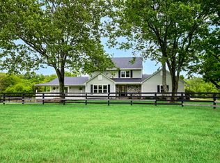 395 Cedar Lake Rd, Versailles, KY 40383