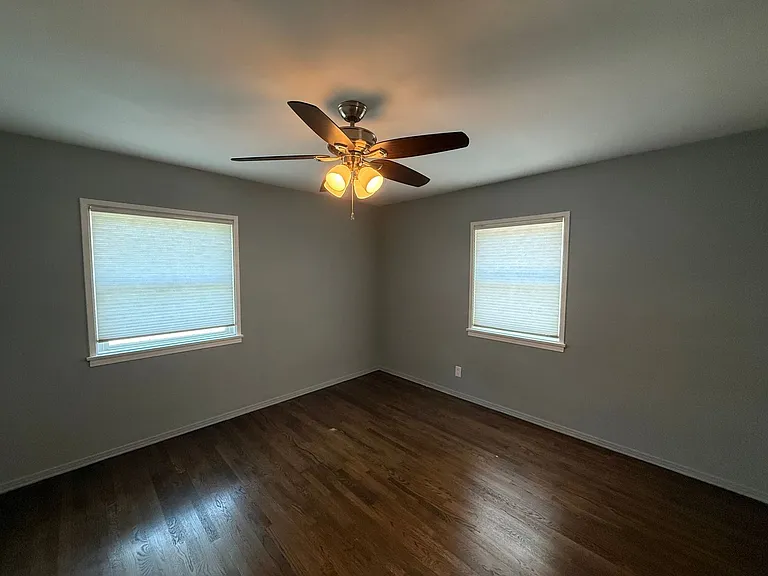 6059 Bluebell Ave — Photo 13