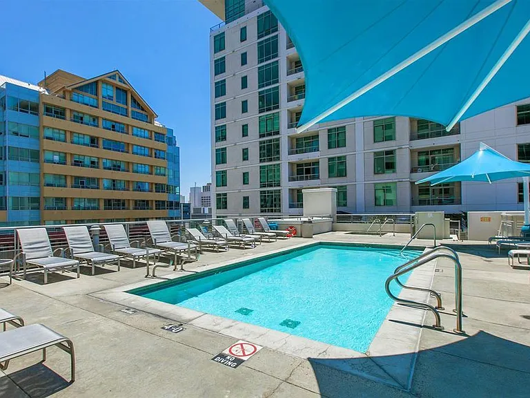 425 W Beech St #1508 — Photo 11