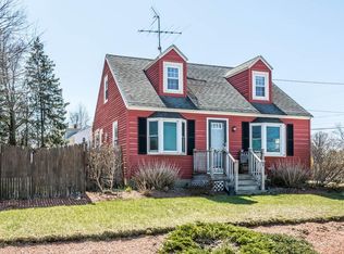 1 Hamlet St, Lawrence, MA 01843