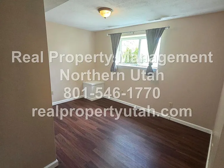 651 W 1060 N — Photo 7