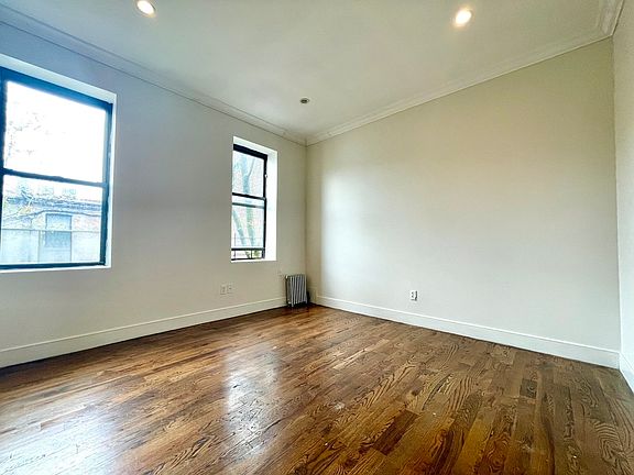5th image of 555 W 151st St #45A