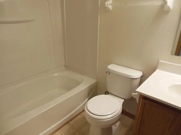 5929 Bay Harbor Dr — Photo 30