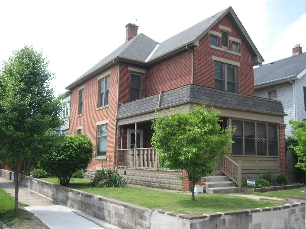 1425 S 5th St photo 1
