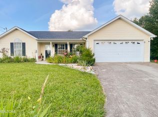 7561 Gary White Rd, Corryton, TN 37721