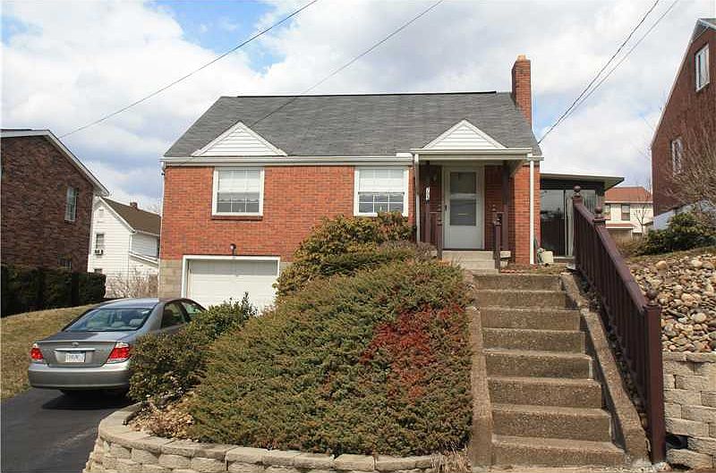 1st image of 705 McArthur St
