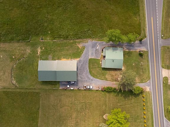 3rd image of 22347 Senedo Rd