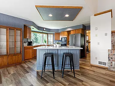 354 Blue Spruce Ln — Photo 2