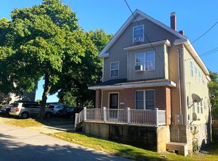 17 Pine Hill St, Lowell, MA 01852