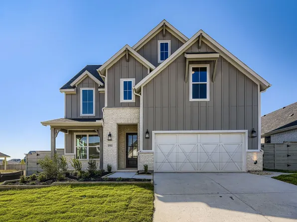 8904 Chestnut Ln, Justin, TX 76247