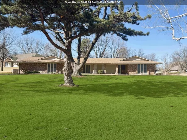 2502 Wildwood Dr, Enid, OK 73703