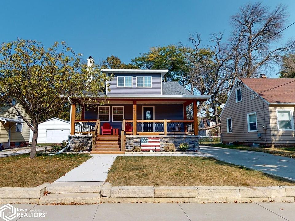 1st image of 730 15th St NE
