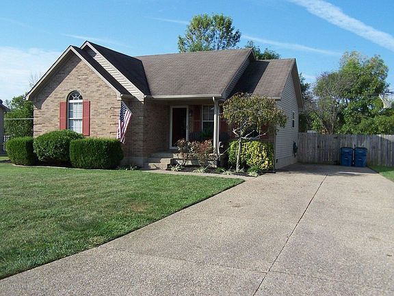 2nd image of 203 Dogwood Trl