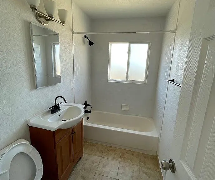 2417 S Marion St — Photo 6