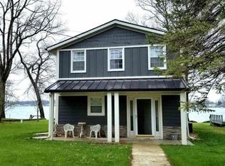 9182 Cherry Point Rd, Manitou Beach, MI 49253