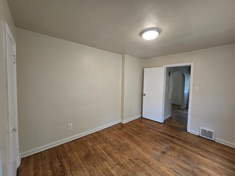 15205 Maplewood Ave — Photo 15